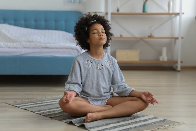 Tips for exploring mindfulness meditation with your teenager